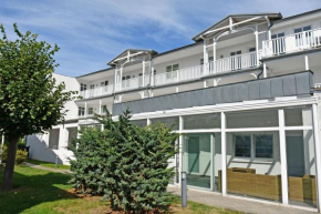 Appartementhaus mit Balkon 300 m bis zum Strand HSr in Göhren